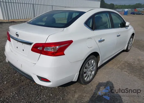2018 Nissan Sentra S из США, поврежденный, VIN 3N1AB7AP7JY336516